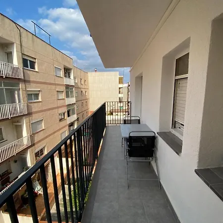 Apartamento Els Pins Apartment *